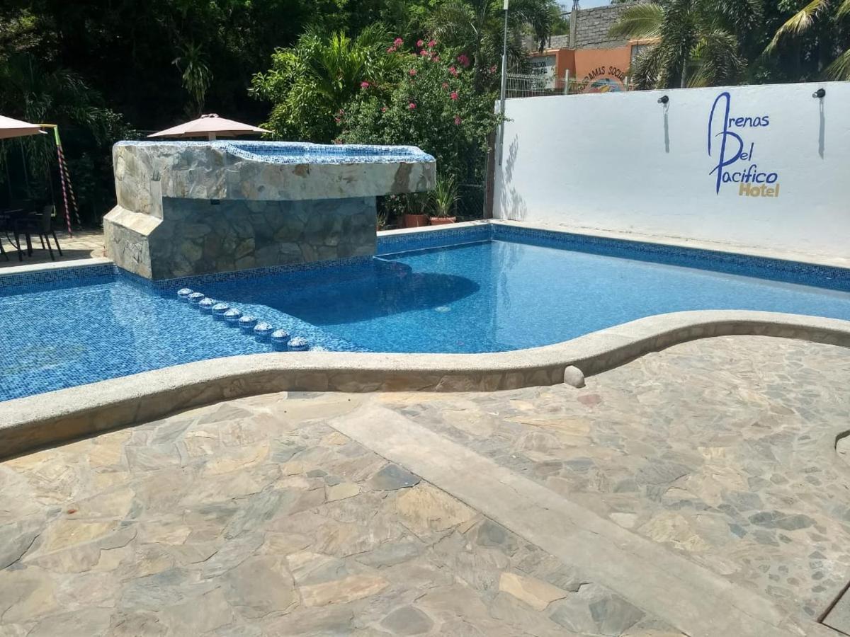 Hotel Arenas Del Pacifico Santa Cruz Huatulco Bagian luar foto